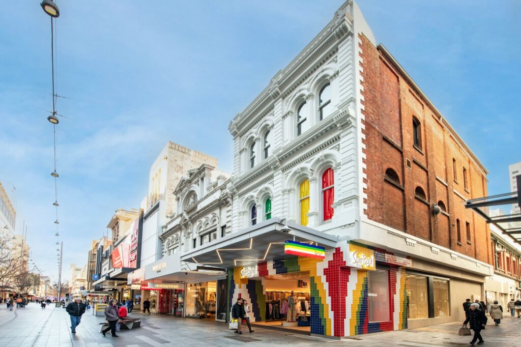 Project Management of Sportsgirl’s New Flagship Store